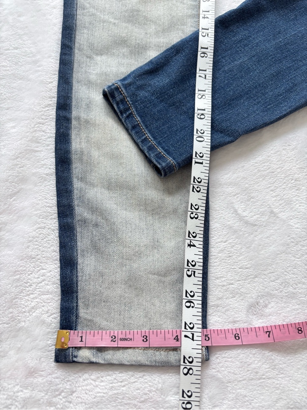 DKNY Mid Rise Colorblock Patchwork Skinny Blue Jeans--EUC--28/6 - Picture 16 of 16